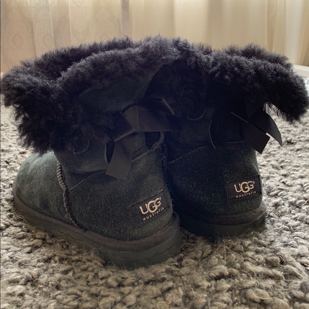 UGG - Picture 5 of 8